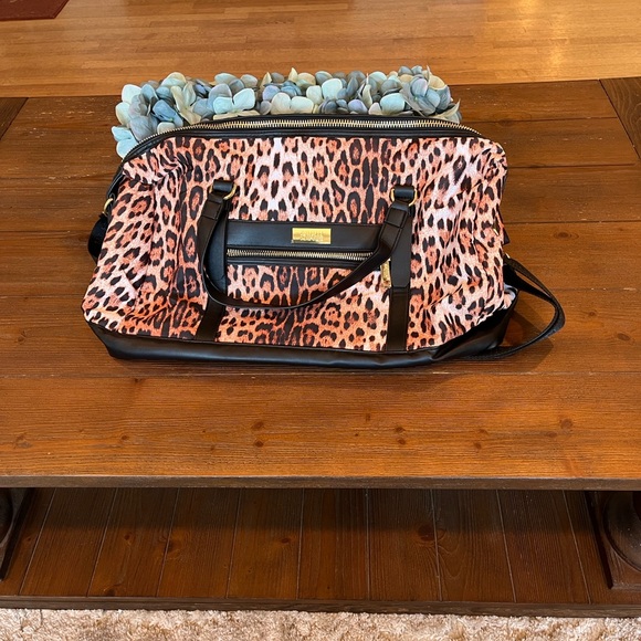 Cavalli Class by Roberto Cavalli Leopard-Print Travel Duffel - Picture 11 of 15